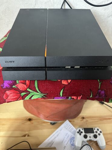 бу сони плейстейшен 4: Продаю sony ps pro4,1tb в отличном состоянии В подарок три