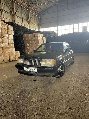 mercedes benz 208 d: Mercedes-Benz 190 (W201): 2 l | 1991 il Sedan — 10