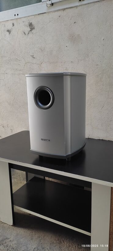 aparatura maşın: İşlənmiş Samsung Kolonka, Növ - Smart, rəng - Boz