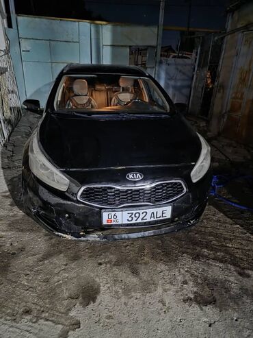 авто мойка продаю: Kia Ceed: 2015 г., 1.4 л, Механика, Бензин