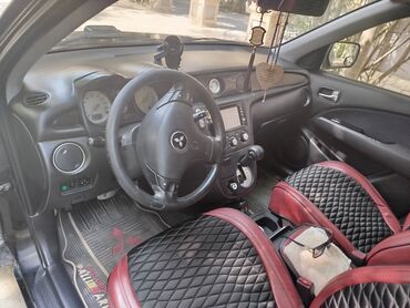 Mitsubishi: Mitsubishi Airtrek, qara rəng, universal kuzov. Xüsusiyyətlər: - — 12