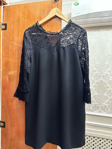 Вечерние платья: Вечернее платье, Короткая модель, С рукавами, M (EU 38)