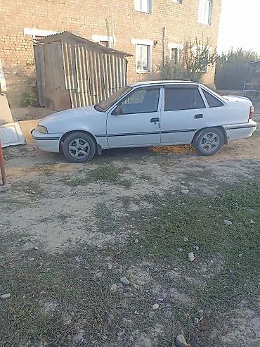 Daewoo Nexia: 1996 г., 1.5 л, Механика, Бензин, Седан at lalafo.kg — 4 Daewoo Nexia: 1996 г., 1.5 л, Механика, Бензин, Седан — 4