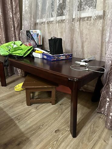Оңдоп-түзөө жана курулуш: Низкий деревянный стол в классическом стиле. - Материал: массив — 1