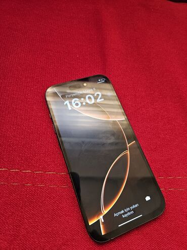 Apple iPhone: IPhone 16 Pro