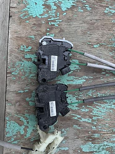 key maker: Замок двери Ssangyong 2019 г., Б/у, Оригинал, Корея — 1
