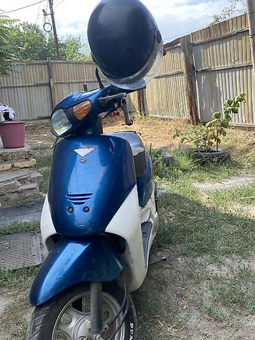 dio дио: Обмен айфон !!! Скутер Honda Dio (AF-серия), синие/белые пластиковые — 2