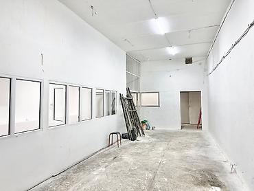 Продажа другой коммерческой недвижимости: 🔥 Срочная продажа коммерческого помещения в Бишкеке! 📍 Район Мед — 3