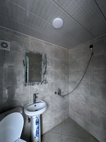 Konteynerlər: Konteyner Ev veya Ofis tipli Uzunluq 12 metr Eni 2.4 metr və -da lalafo.az — 8 Konteynerlər: Konteyner Ev veya Ofis tipli Uzunluq 12 metr Eni 2.4 metr və — 8