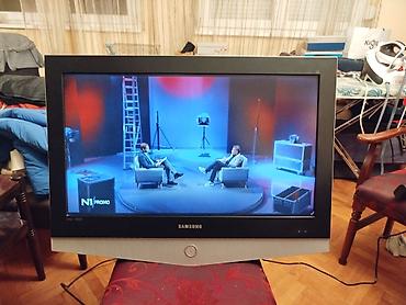 Televizori: Samsung televizor lcd tv.
Isproban samo preko skarta i hdmi kabla na lalafo.rs — 19 Televizori: Samsung televizor lcd tv.
Isproban samo preko skarta i hdmi kabla — 19