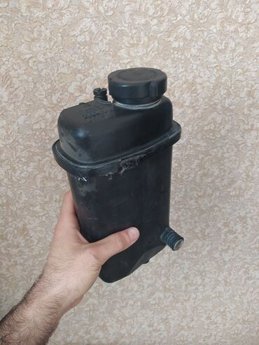 bmw ef 10: Ehtiyat hissesi satılır bmw e39 kuza