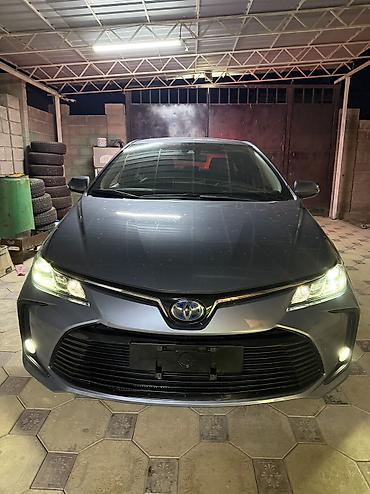 toyota corrolla: Toyota Corolla: 2019 г., 1.8 л, Автомат, Гибрид, Седан — 1