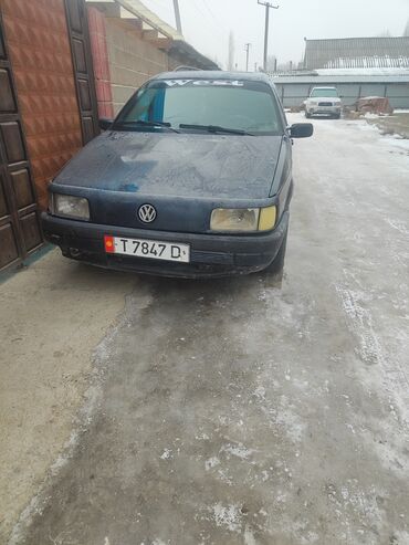 Volkswagen: Volkswagen Passat: 1990 г., 1.8 л, Механика, Бензин, Универсал