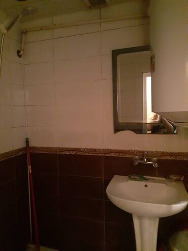 Köhnə tikili: Bakı, 3 otaqlı, Köhnə tikili, m. Həzi Aslanov, 55 kv. m — 9