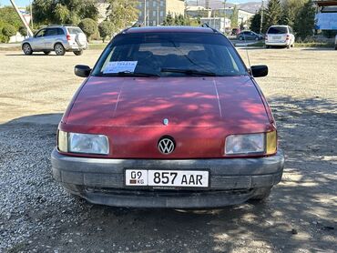 дешевые машина: Volkswagen Passat: 1992 г., 1.8 л, Механика, Бензин, Универсал