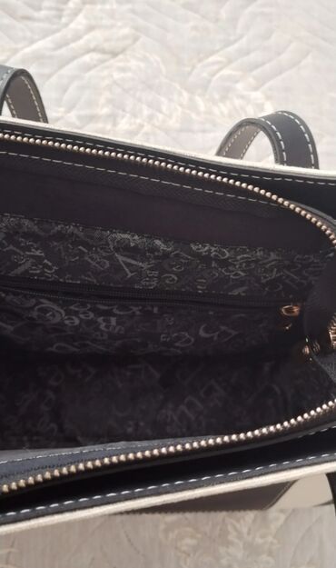 Çantalar: Çiyin çantası, Yeni — 20