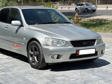 Toyota: Toyota Altezza: 2002 г., 2 л, Автомат, Бензин, Седан