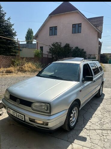 мерседес r: Volkswagen Golf Variant: 1996 г., 1.6 л, Механика, Бензин, Универсал