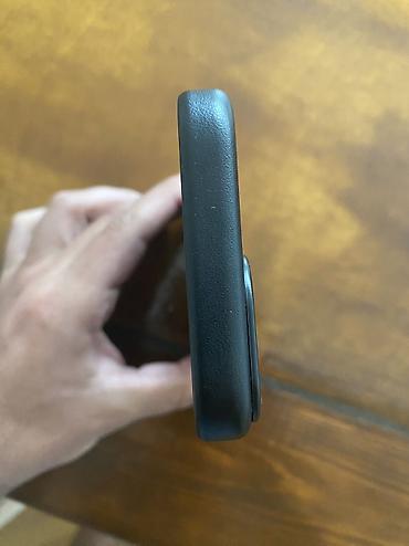 iphone 13 case: İphone 13 üçün olan case dir. Yenidir işlənməyib, cızığı və zədəsi — 6
