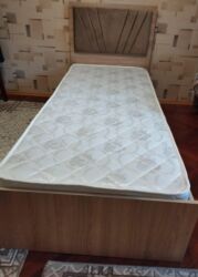 tek adamliq yataq: Təknəfərlik çarpayı