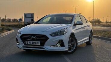 срочно продать машину: Hyundai Sonata: 2018 г., 2 л, Автомат, Бензин, Седан