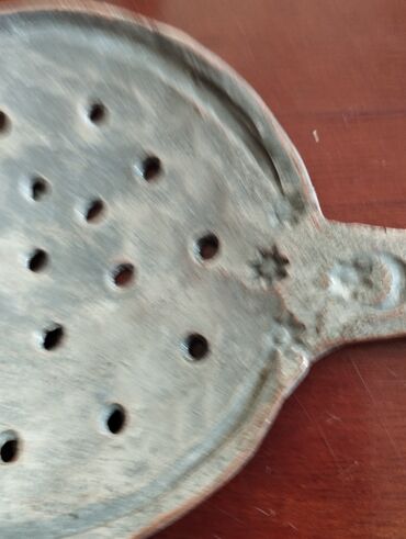 Qrafinlər və səhənglər: Şüşə — 6