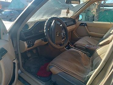 ешка 124: Mercedes-Benz W124: 1989 г., 2.6 л, Механика, Бензин, Седан — 6