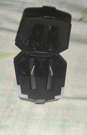 Orginal Acer Bluetooth qulaqlıq.Ses keyfiyeti eladi. Gamerler üçün