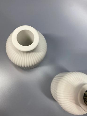 Vazalar: Bir vaza — 3