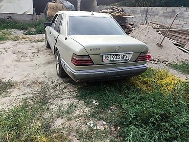 рулевой гур: Mercedes-Benz W124: 1994 г., 2.2 л, Механика, Бензин, Седан — 2