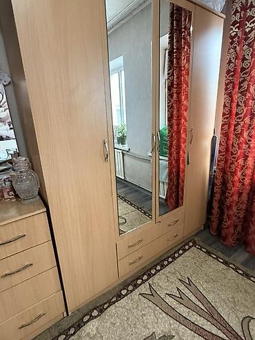 Спальные гарнитуры: Спальный гарнитур, Б/у, Двуспальная кровать, Шкаф, Комод, Самовывоз, цвет - Бежевый — 3