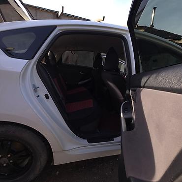 Toyota: Toyota Prius: 2012 г., 1.8 л, Вариатор, Гибрид, Хэтчбэк — 11