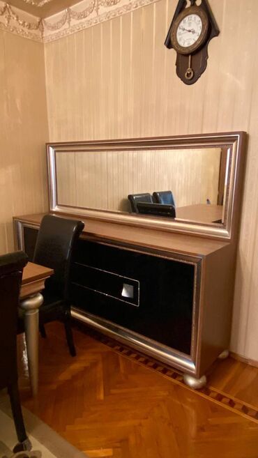 Qonaq otağı dəstləri: İşlənmiş, Komod, Kreslolar, Servant, Türkiyə — 8