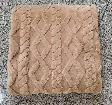 Ostali nameštaj: Plisani flekeri za ugaonu garnituru. U pakovanju dolaze 3 komada — 7