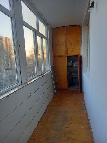 Uzunmüddətli kirayə mənzillər: Salam. Kirayə verilir. 12mkr. Sumqayıt hospitalın yanında. Leninqrad — 11