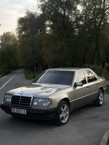 открыть капот: Mercedes-Benz E-Class: 1991 г., 2.3 л, Механика, Бензин, Седан