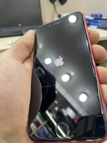 Apple iPhone: IPhone SE, 64 GB, Qırmızı, Barmaq izi, Simsiz şarj — 3