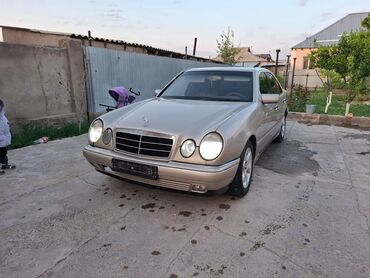 Mercedes-Benz: Mercedes-Benz 320: 1996 г., 3.2 л, Механика, Бензин, Седан