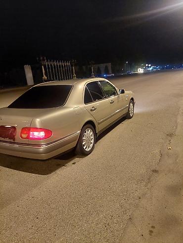 mercedes 220 cdi: Mercedes-Benz E 200: 2 l | 1998 il — 2