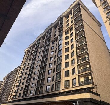 купить квартиру в рассрочку без первоначального взноса: 2 бөлмө, 77 кв. м, Элитка, 14 кабат, ПСО (өзү оңдоп түзөтүп бүтүү үчүн)