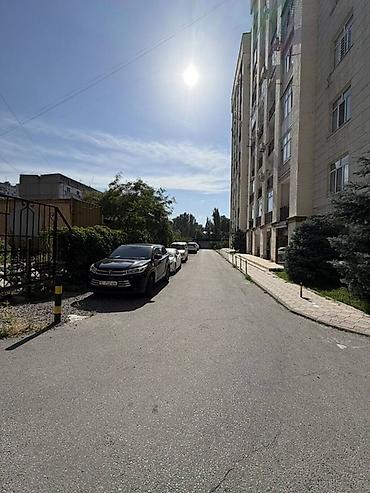 12 мкр сдаю: 2 комнаты, 42 м², 12 мкр Элитка, 3 этаж, Евроремонт — 3