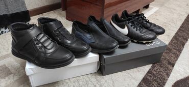 Кроссовки и спортивная обувь: Продаю обувь в отличном состоянии . Размер 35-36. Цена : 600-700 сом