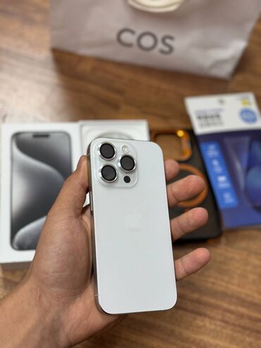 компьютеры intel core i5: IPhone 15 Pro, Б/у, 256 ГБ, White Titanium, Защитное стекло, Кабель, Коробка, 87 %