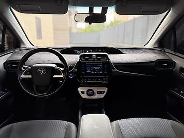 Toyota: Toyota Prius: 2016 г., 1.8 л, Вариатор, Гибрид, Хэтчбэк — 10