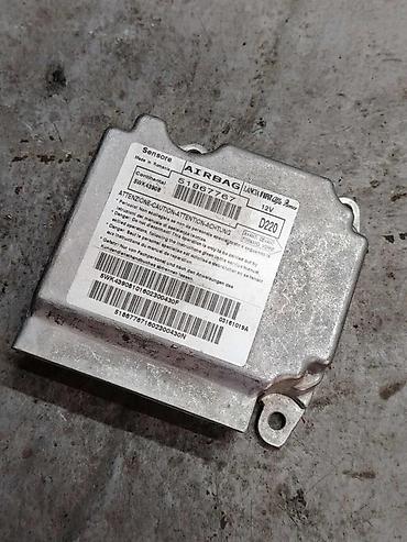 Car Parts & Accessories: Fiat 500 airbeg centrala. Fiat 500 airbeg centralaOriginalni delovi — 2