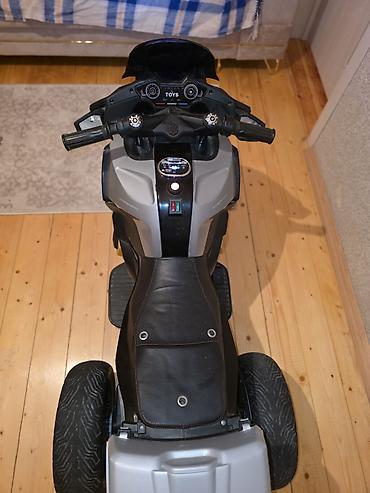uşaq mawinlari: Uşaq elektrik motosikleti – 3 təkərli, sport dizayn. Çox az istifade — 2