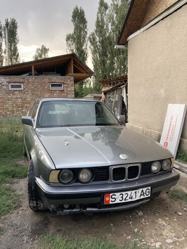 машины аварийные: Продаю BMW E34 М520 Не на ходу. Причину, почему не заводится, точно