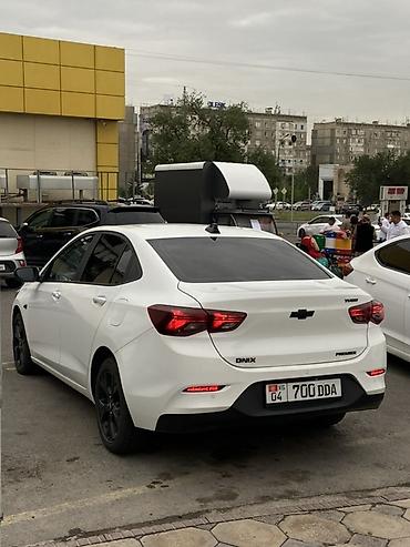 byd han ev: Chevrolet Onix: 2020 г., 1 л, Бензин, Седан — 3