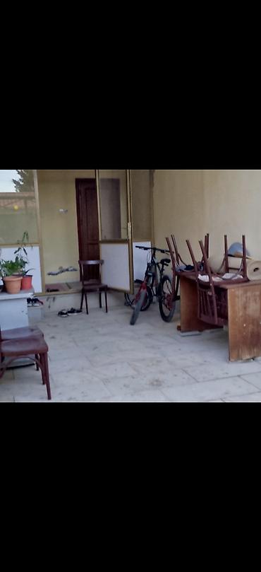 zabratda: Həyət evi – həyət sahəsi və yaşayış otaqları - Planlaşdırma: girişdə — 2