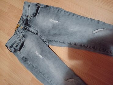 bunda s: 27, Jeans, Regular rise, Straight